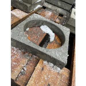 Upphækkun hella 270x270 Gat 230 H=30mm